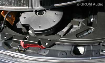 Installation of GROM USB MP3 and iPod adapter in Infiniti FX35 2009 - step16